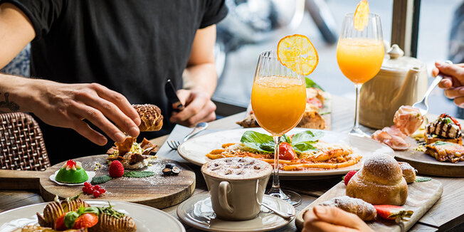 People dining in a restaurant